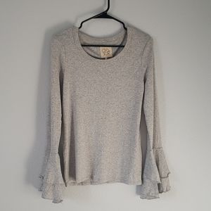 Chaser NWT Bell/Long Sleeve Top